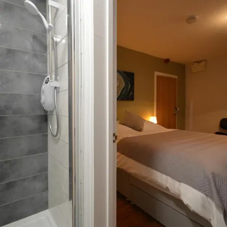 The Plough Retreat Apartment Coddington  Room photo